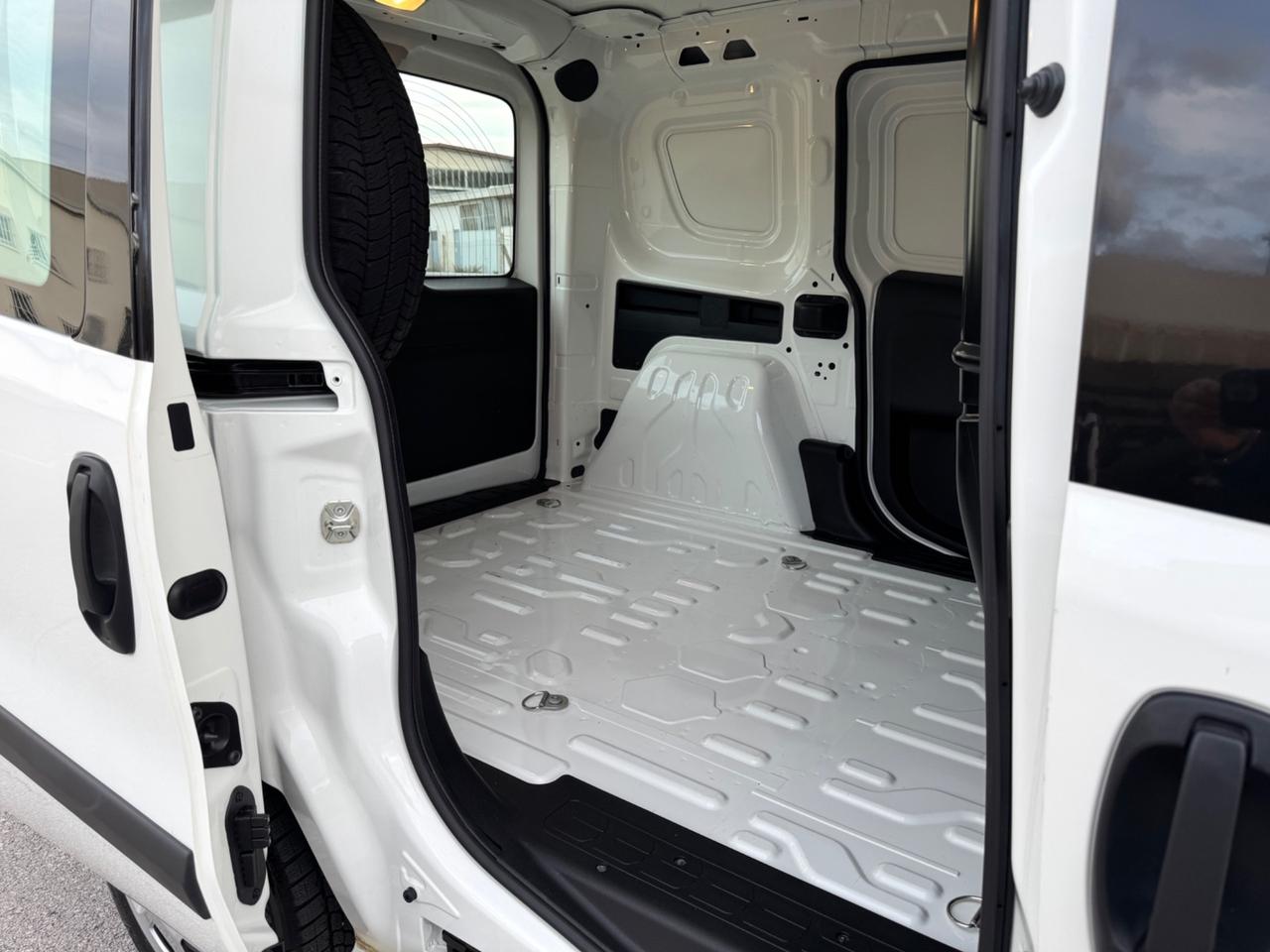 FIAT DOBLO 1.4 Natural Power Metano Cargo - Navi