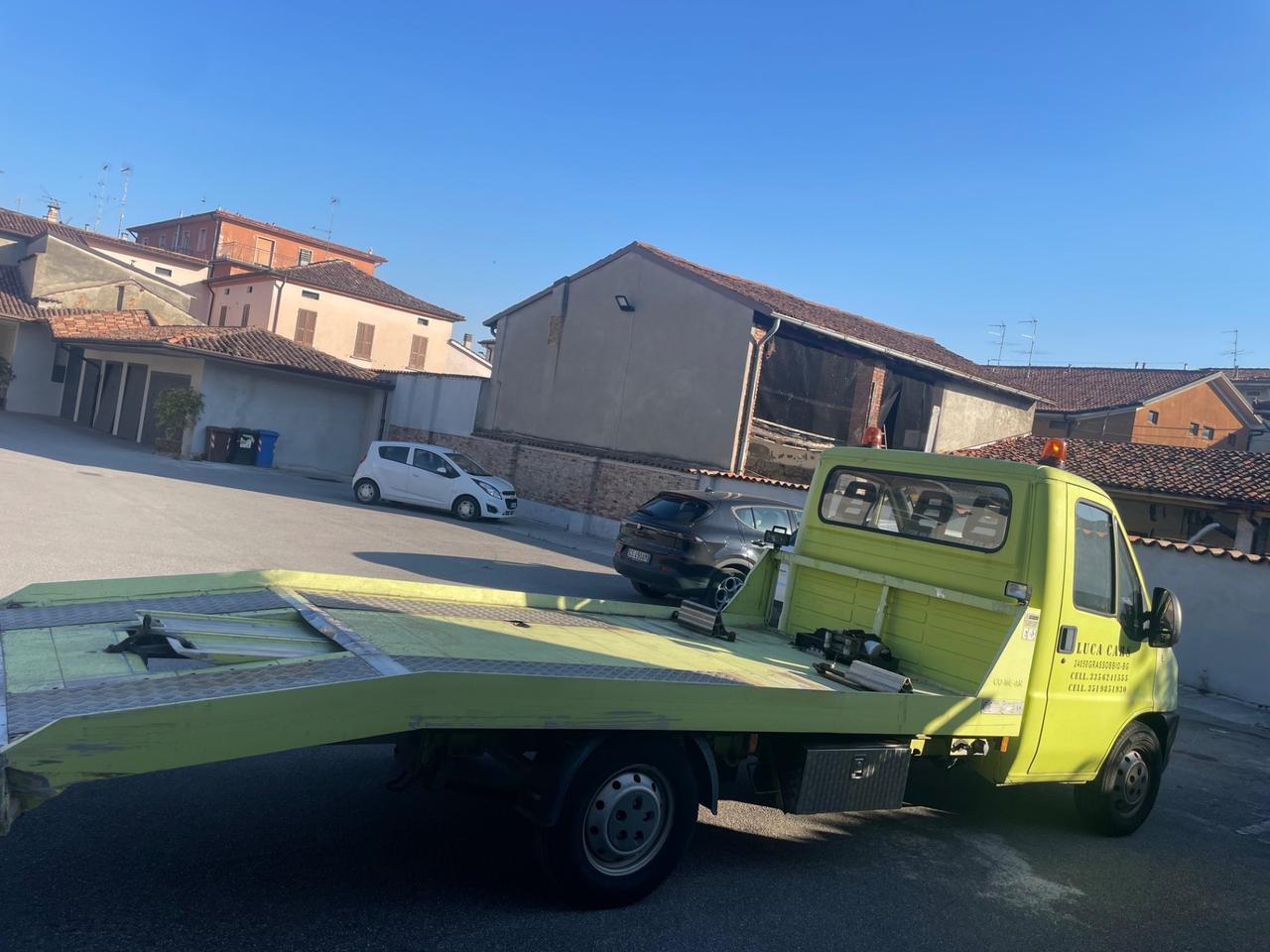 Carro attrezzi soccorso stradale