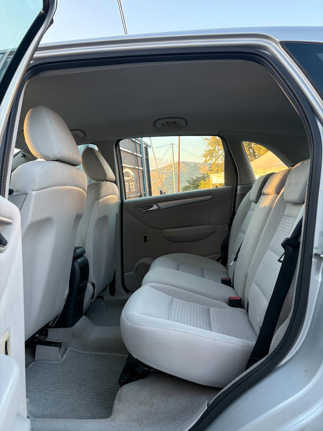 Mercedes-benz B 200 CDI