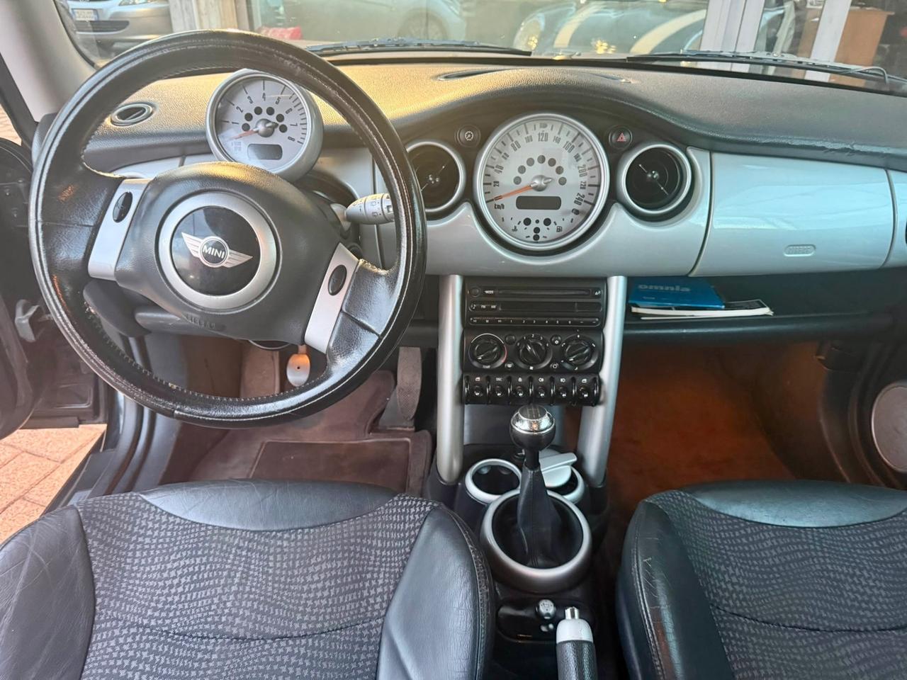 Mini 1.6 16V Cooper
