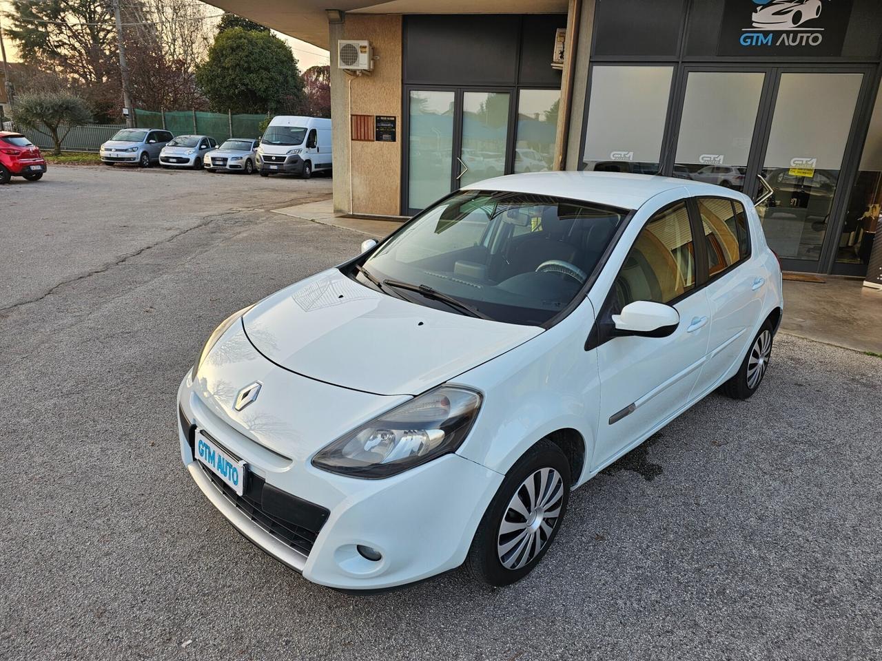 Renault Clio 1.2 16V 5 porte GPL - Neopatentati