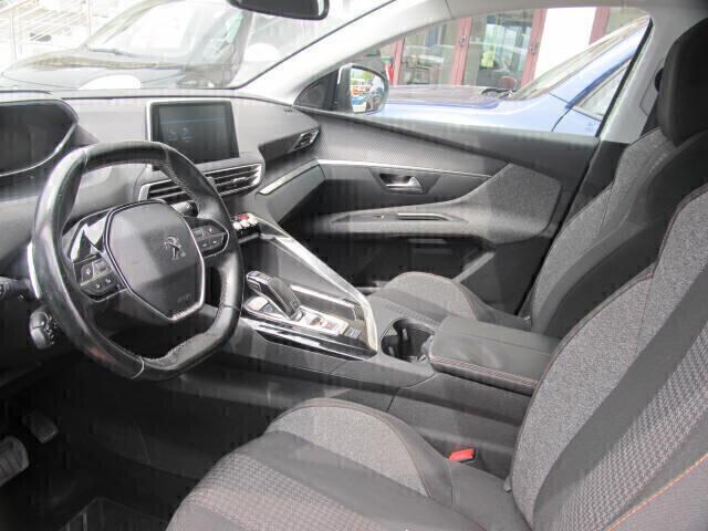 Peugeot 3008 BlueHDi 130 S&S EAT8 Allure