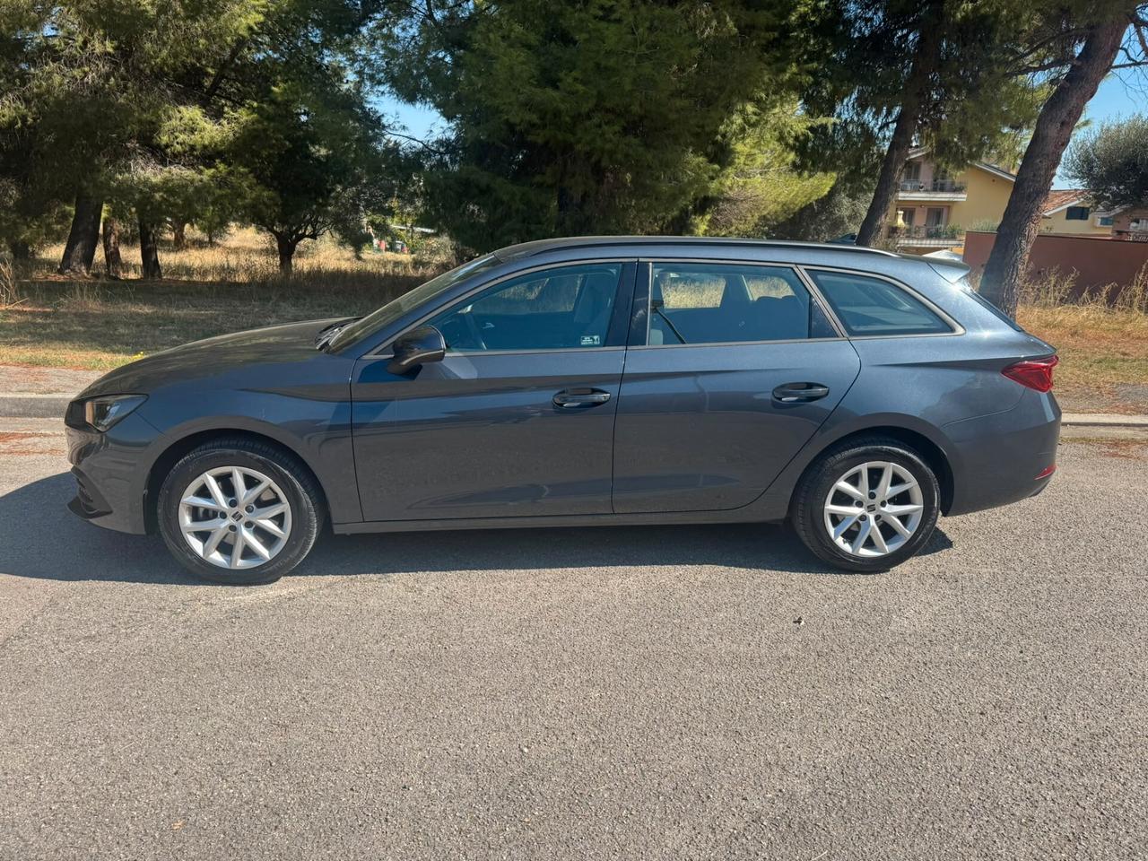 SEAT Leon Sportstourer 2.0TDI 150 DSG Style - 2024