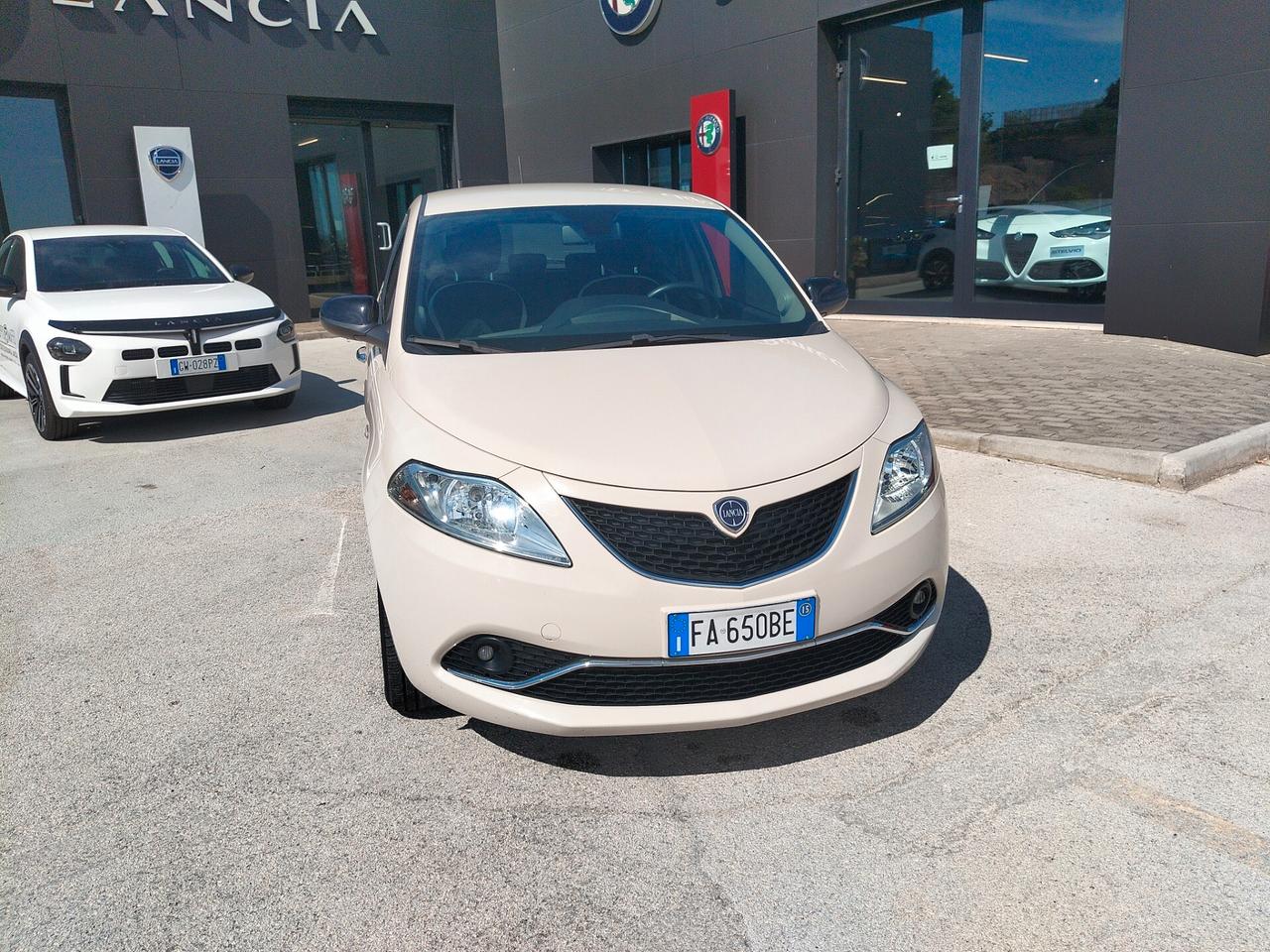 Lancia Ypsilon 1.3 MJT 16V 95 CV 5 porte S&S Opening Edition