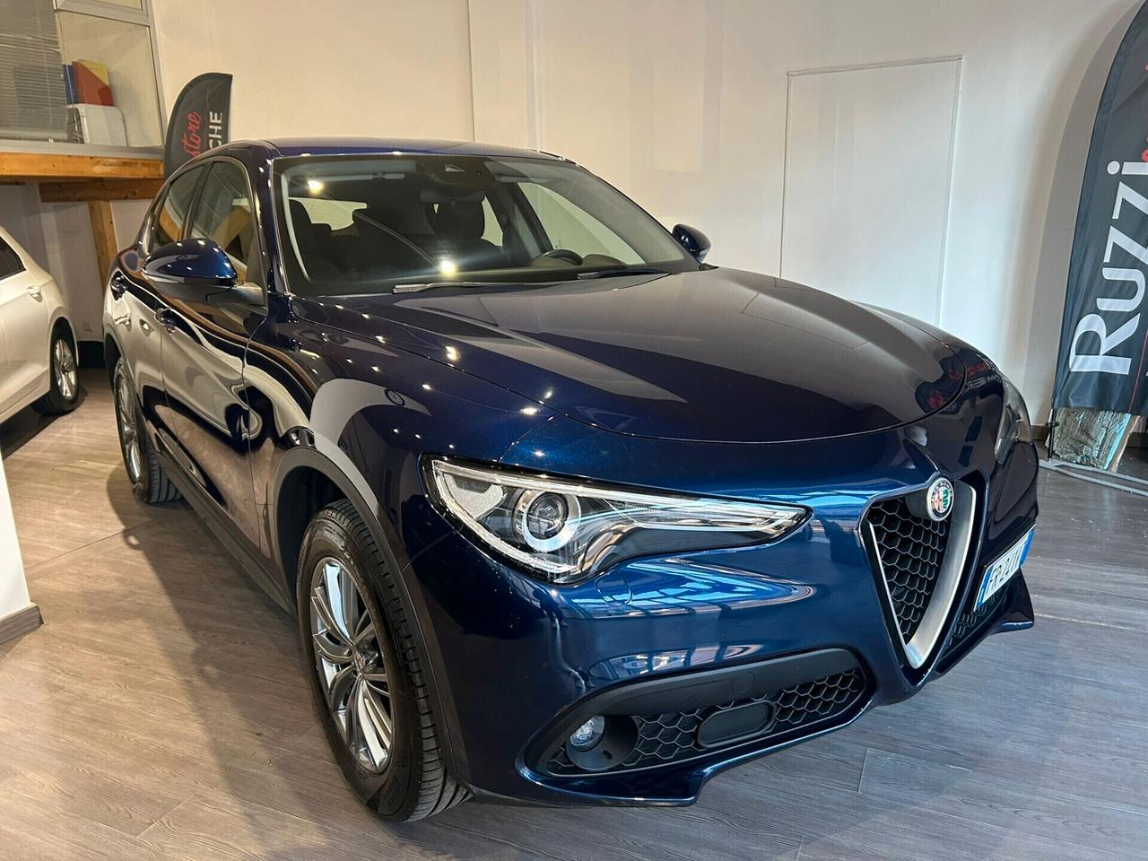 Alfa Romeo Stelvio 2.2 Turbodiesel 210 CV AT8 Q4 Business