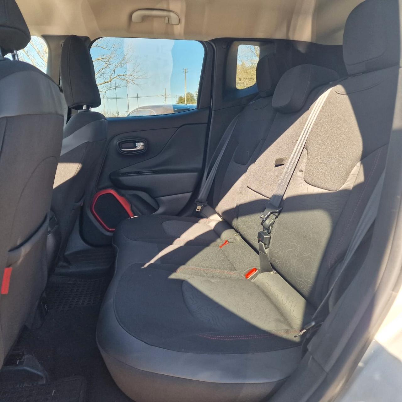 Jeep Renegade 2.0 Mjt 170CV 4WD Active Drive Low Trailhawk