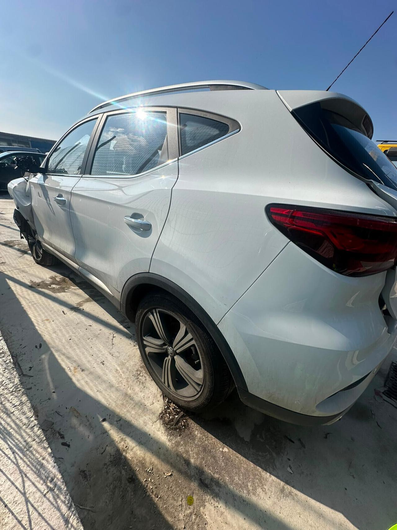 Mg ZS 1.5 VTi-tech Luxury INCIDENTATA