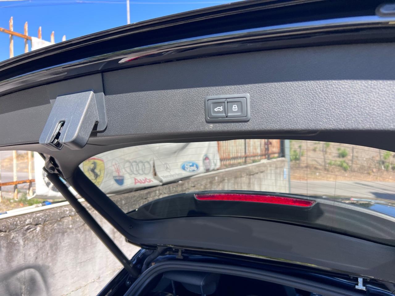 Audi Q2 30 TDI S line Edition Blockshaft