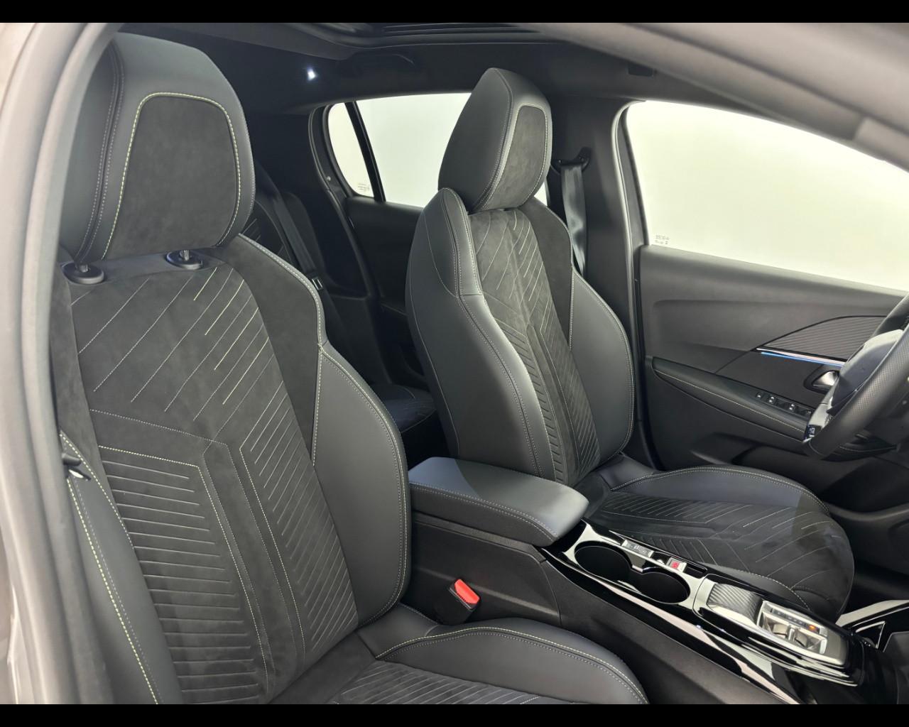 PEUGEOT 208 1.2 hybrid GT 145cv e-dcs 6