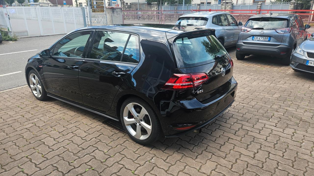 Volkswagen Golf GTI 5p 2.0 tsi PERFORMANCE 220CV PELLE-NAVY-SED.RISC.
