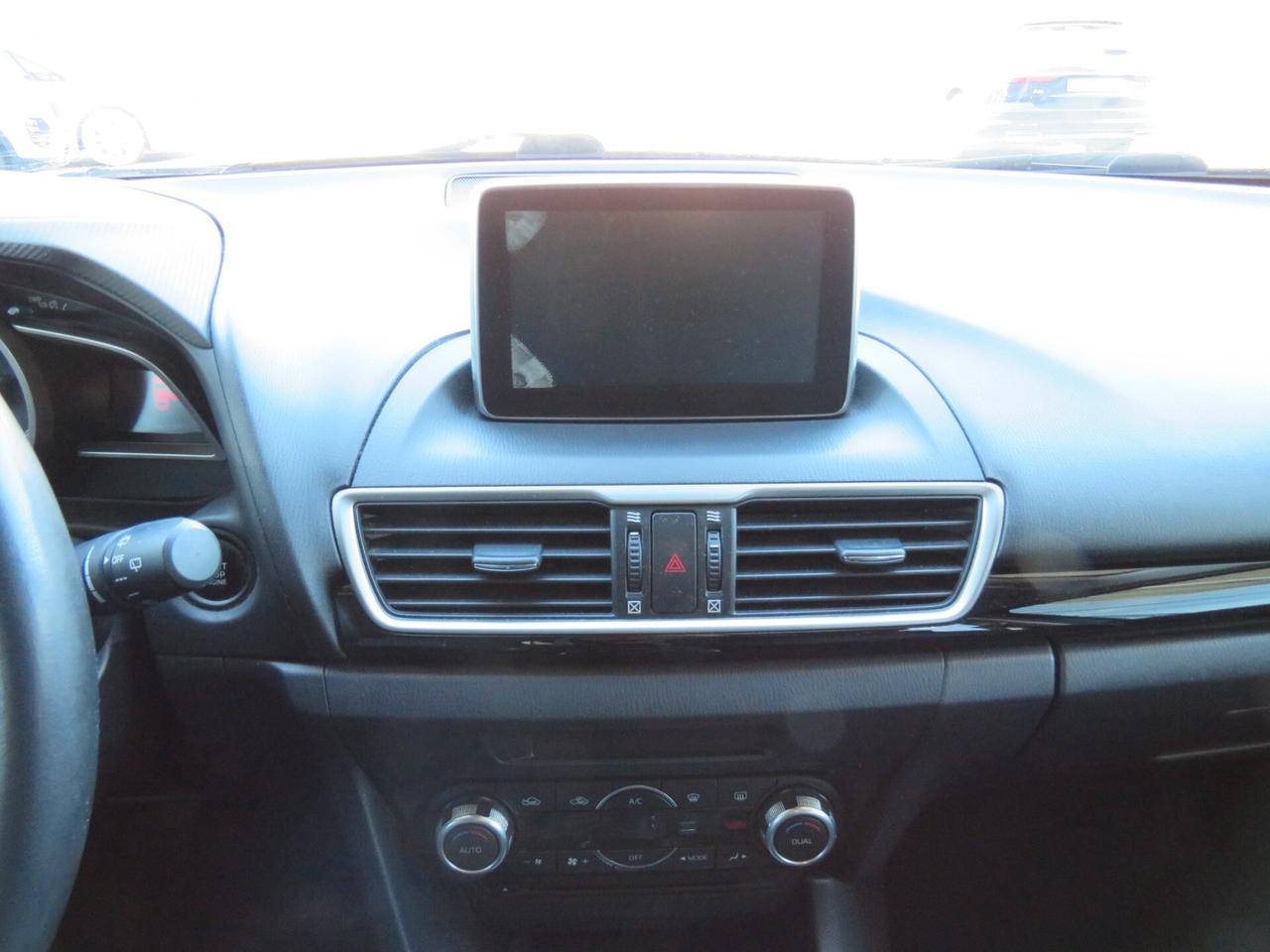 Mazda 3 Mazda3 2.2 Skyactiv-D Evolve