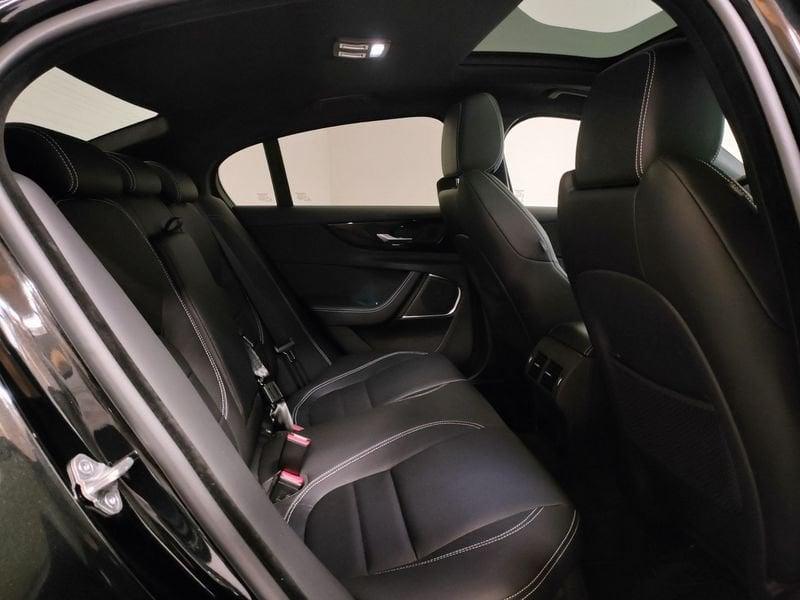Jaguar XE 2.0 D 204 CV AWD aut. S IVA ESPOSTA