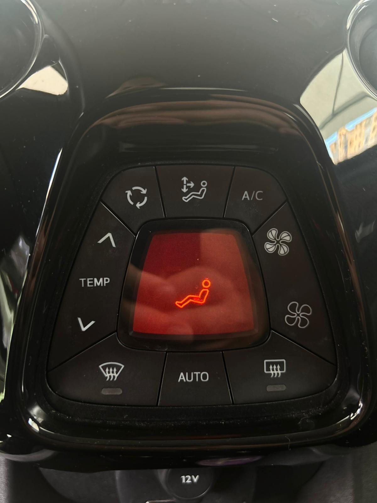 Peugeot 108 PureTech 82 5 porte Allure TOP!
