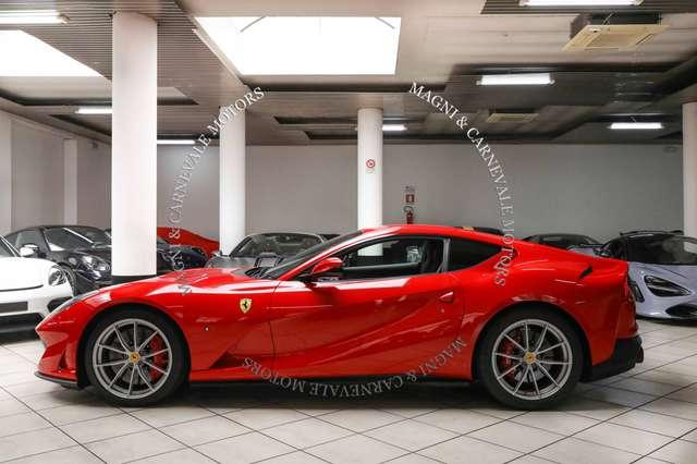 Ferrari 812 SUPERFAST|LIFT SYSTEM|DISPLAY PASS|HI-FI|APPLE