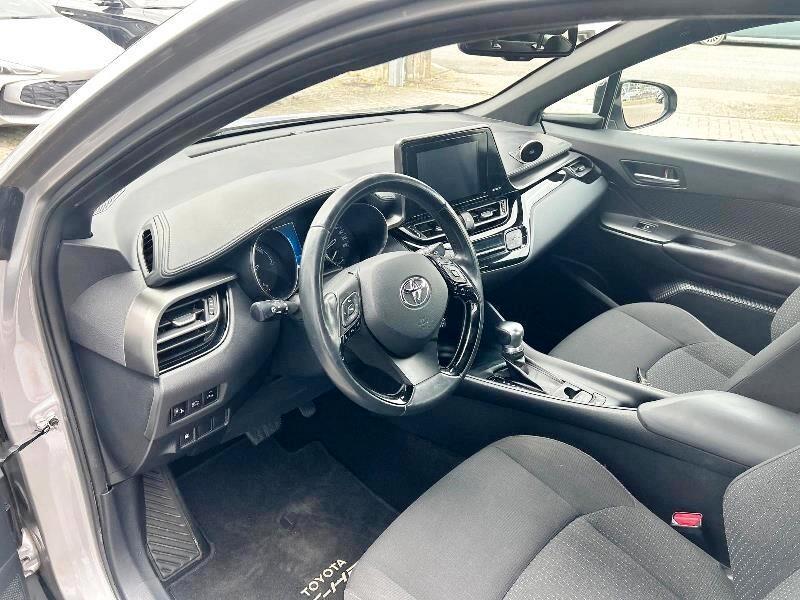 Toyota C-HR 1.8 Hybrid E-CVT Active