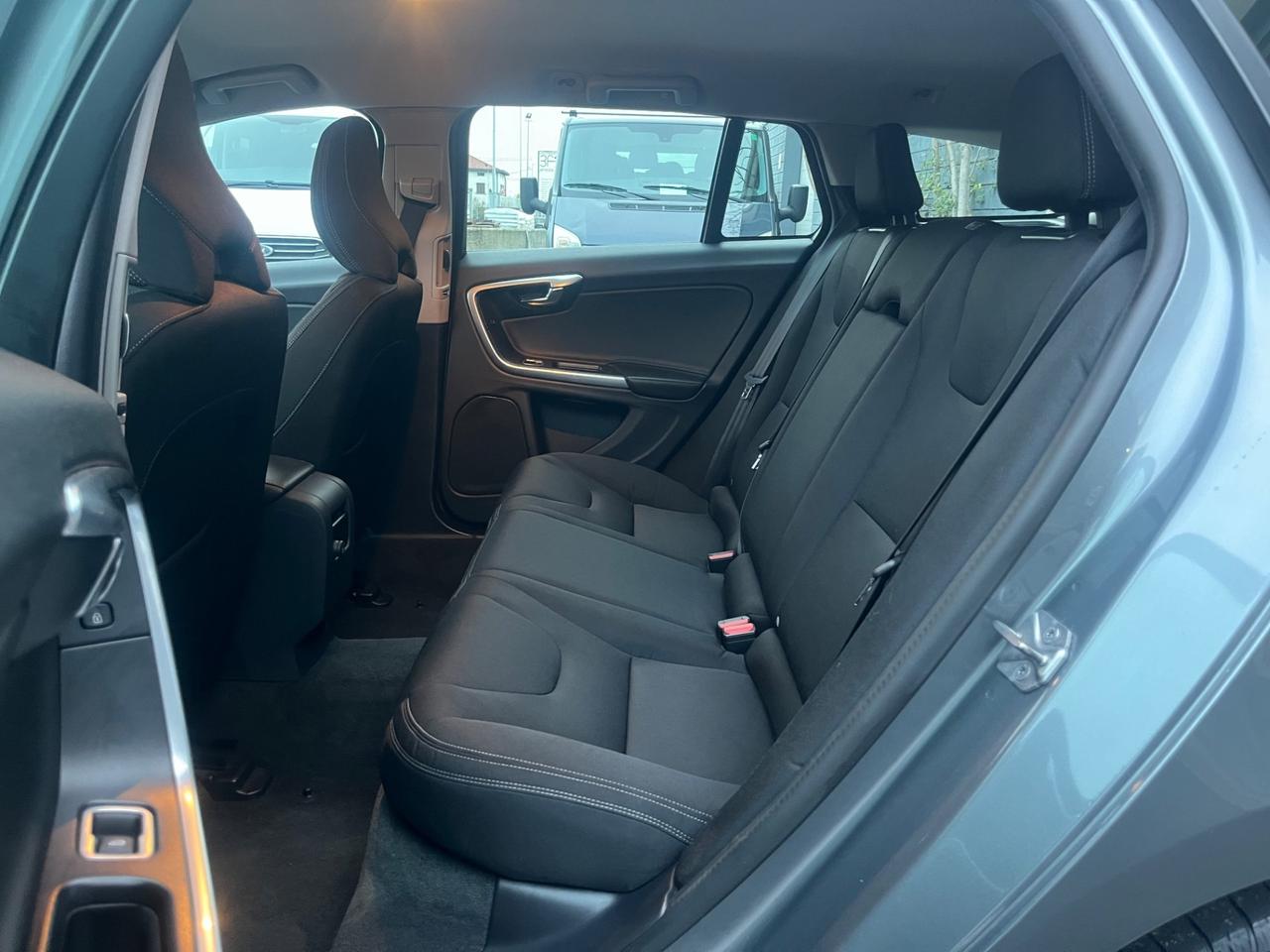 Volvo V60 D2 Kinetic Euro 6