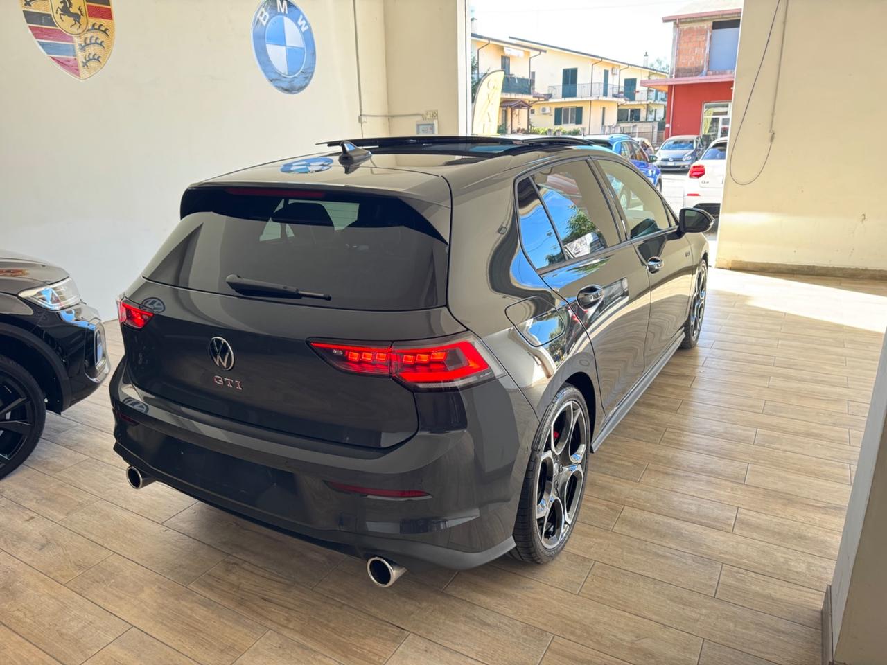 Volkswagen Golf 2.0 TSI GTI DSG