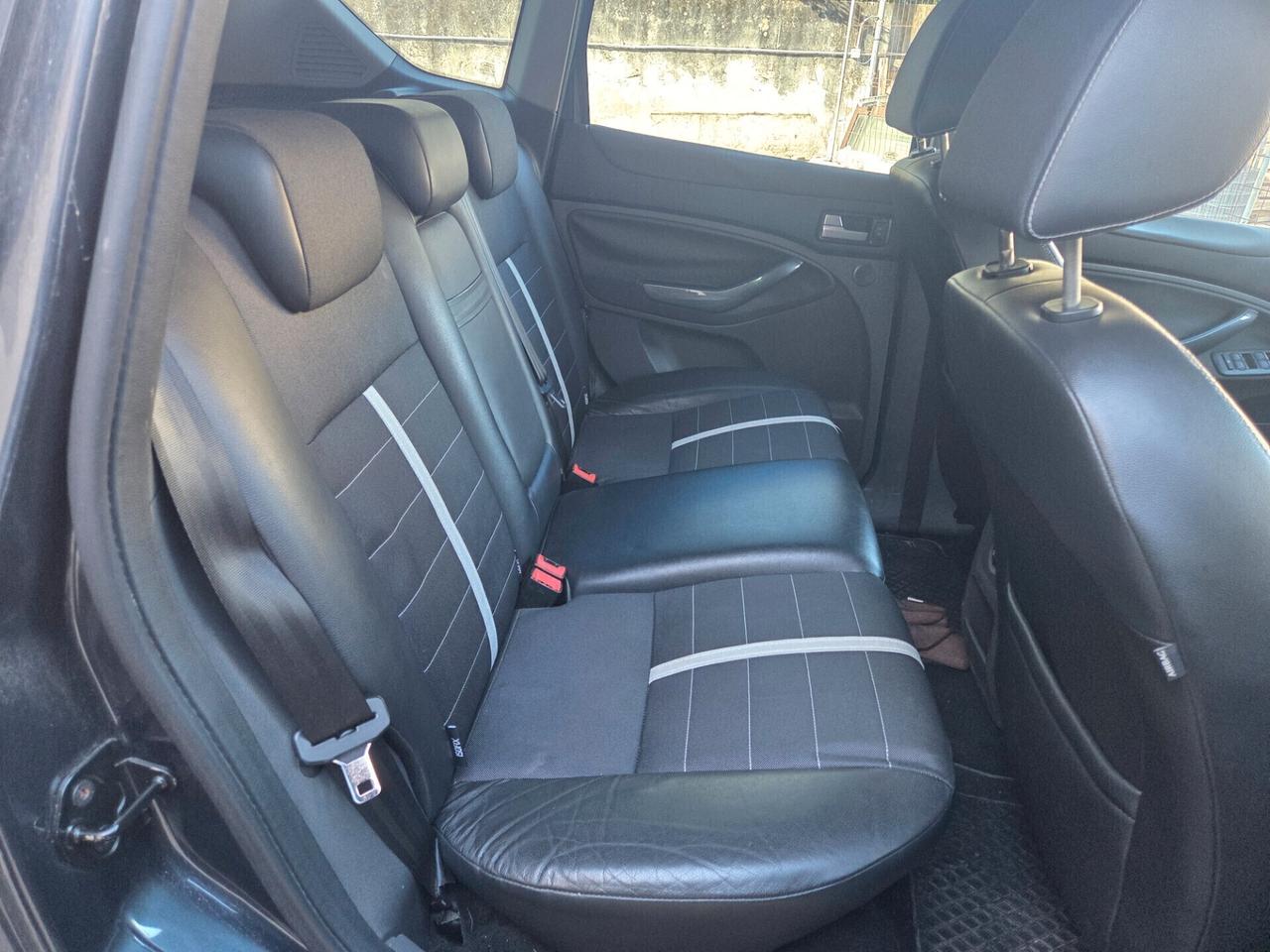 Ford Kuga 2.0 TDCi 136 CV 4WD Titanium DPF