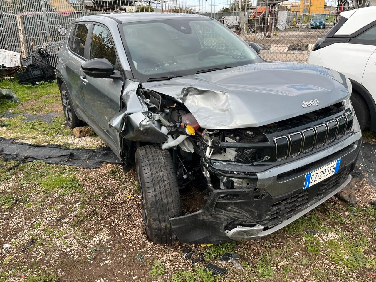 Jeep Avenger BEV Summit 115kW 156 cV Incidentato