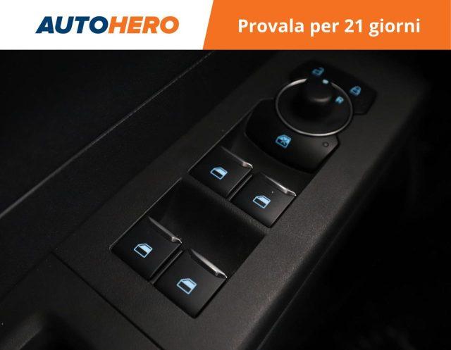 FORD Tourneo Courier 1.0 EcoBoost Titanium