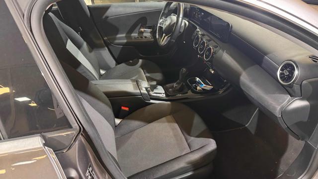 MERCEDES-BENZ CLA 180 d Shooting Brake Business