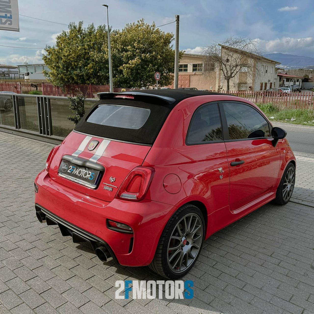 Abarth 595 C 1.4 Turbo T-Jet 180 CV Competizione