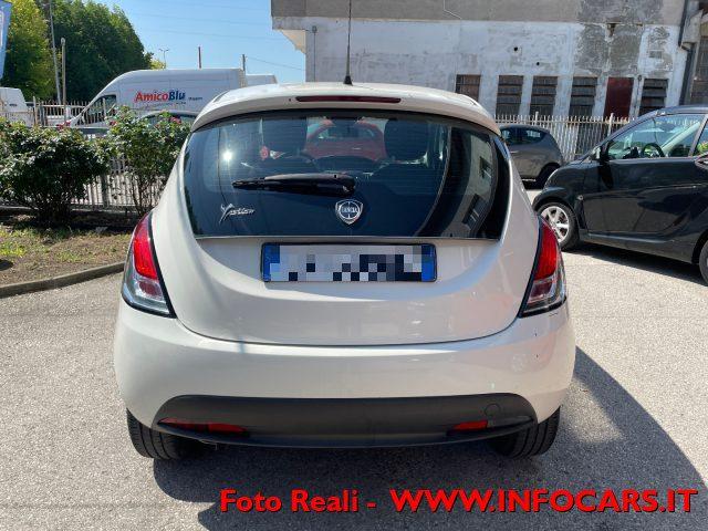 LANCIA Ypsilon 1.2 69 CV Unyca NEOPATENTATI