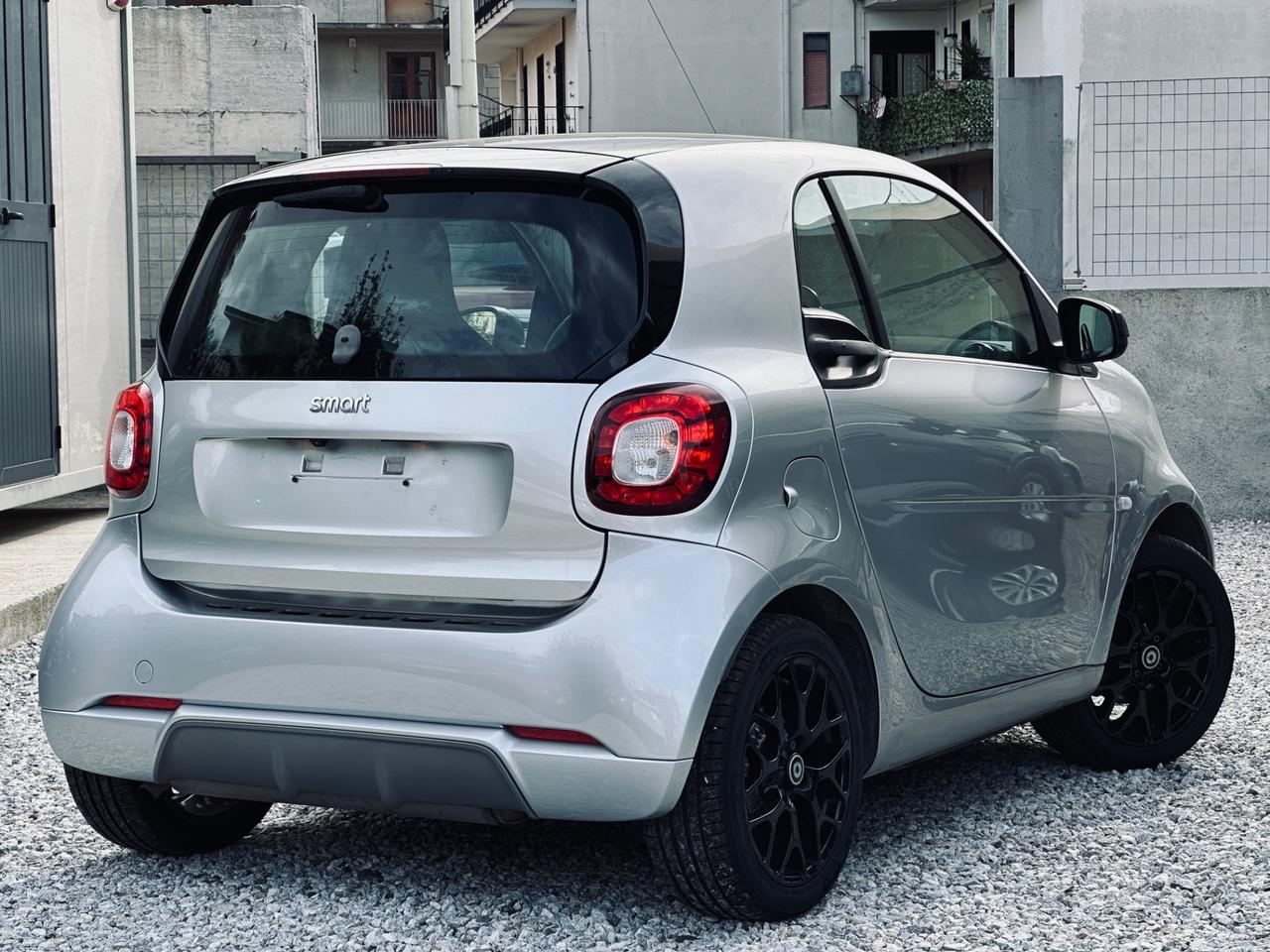 Smart fortwo 70 1.0 twinamic Superpassion