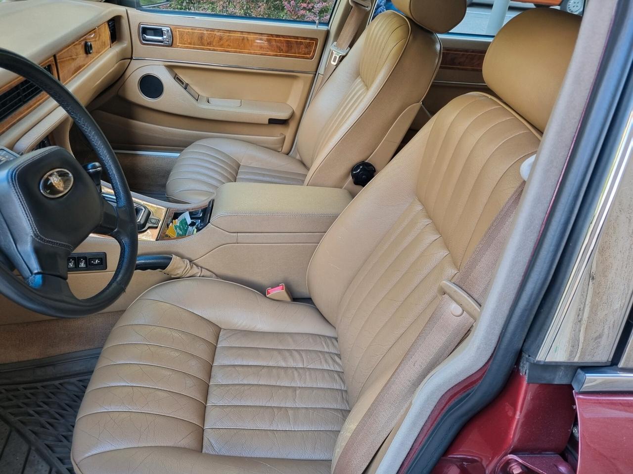 Jaguar XJ40 Sovereign 4.0 ASI ORO