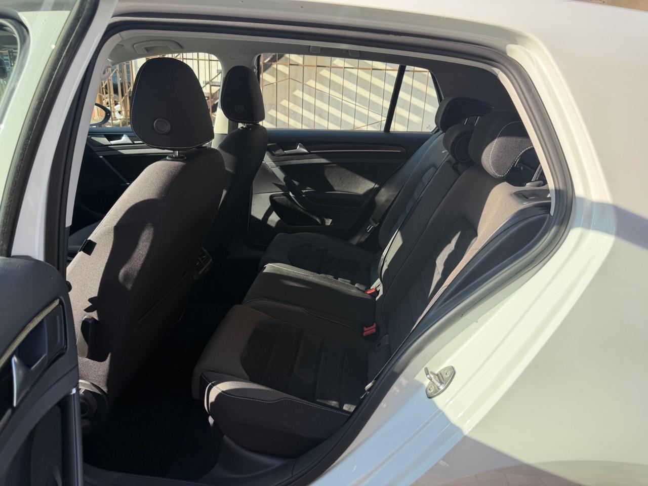Volkswagen Golf 1.4 TSI 125 CV DSG Ok Neopatentati