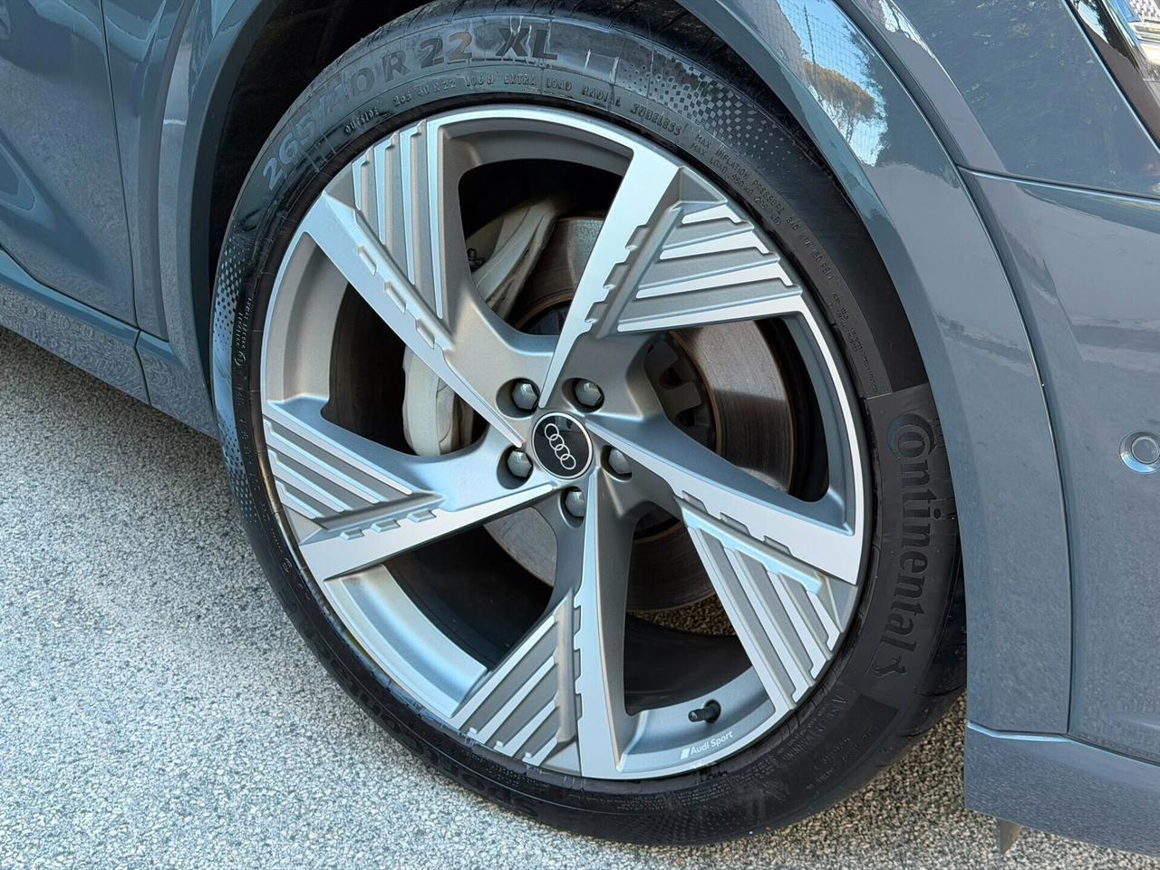 Audi Q8 e-tron SPB 55 quattro S line edition