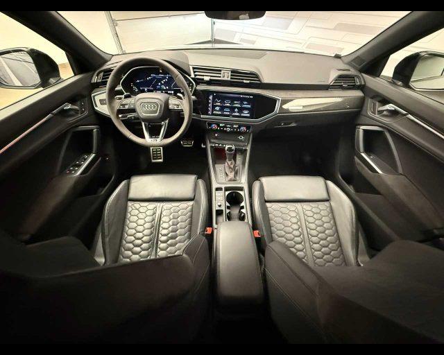 AUDI RS Q3 SPB quattro S tronic