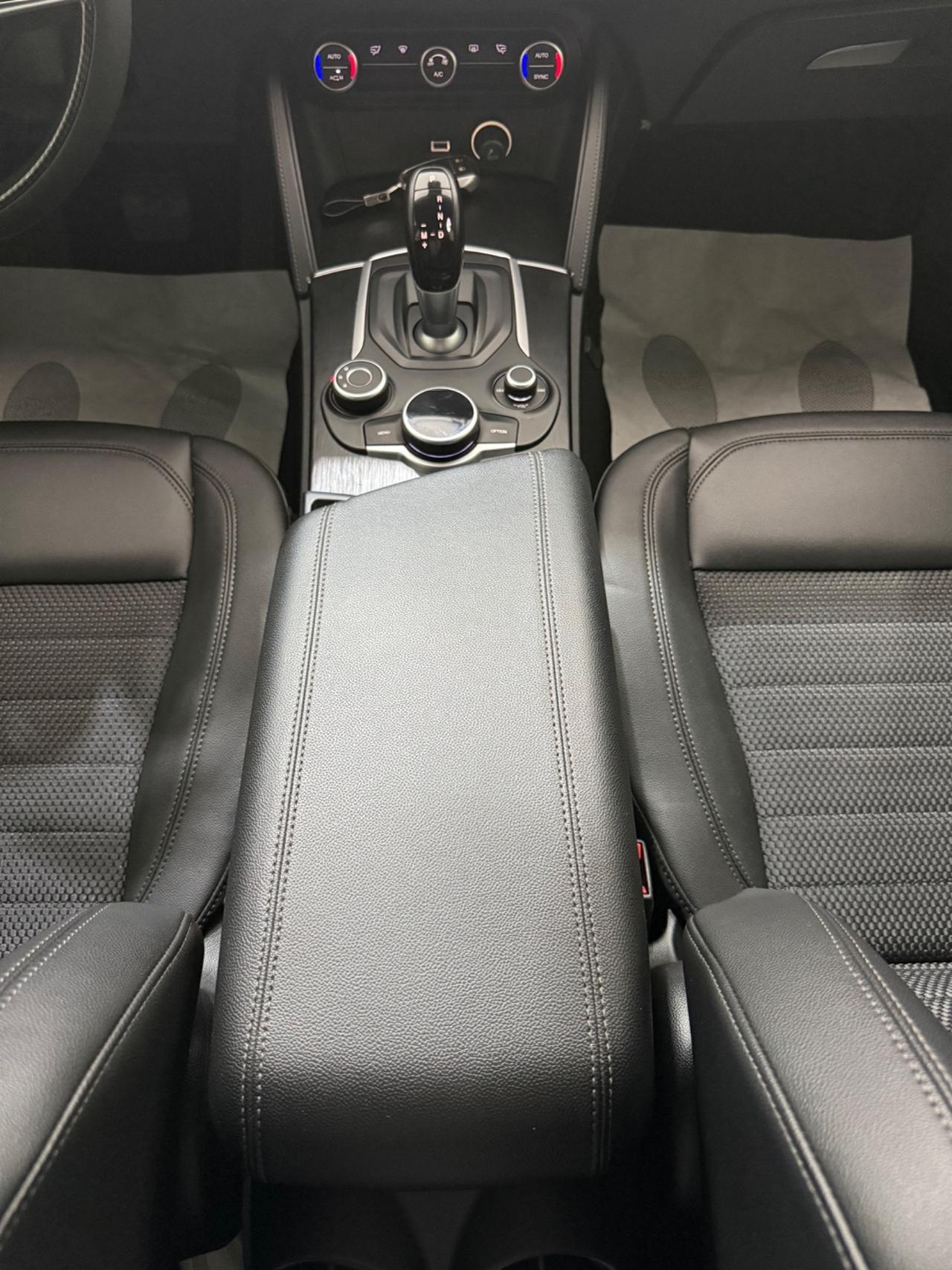 ALFA ROMEO STELVIO 180CV ALLESTIMENTO SPRINT