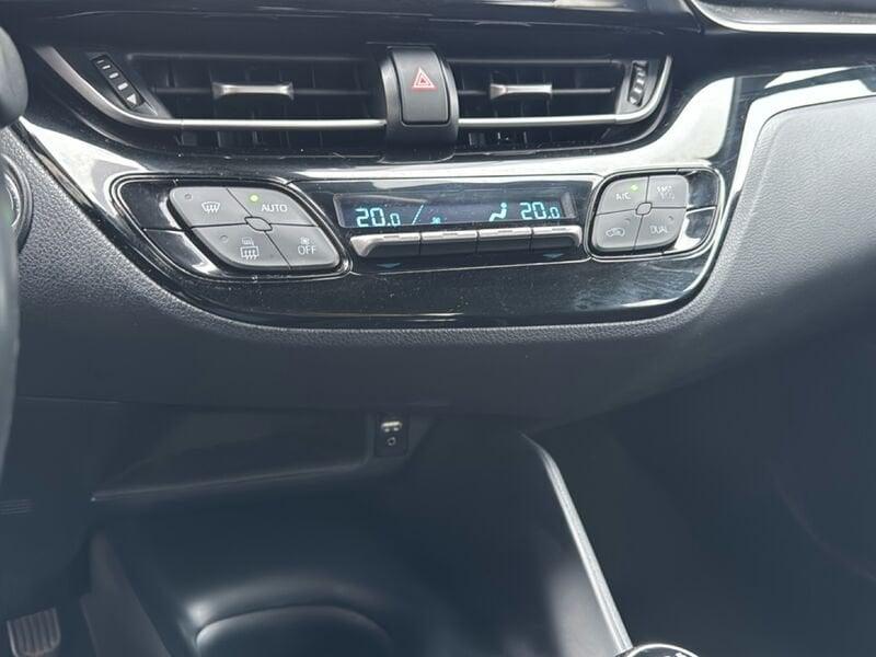 Toyota C-HR 1.2T (116CV) MT Active