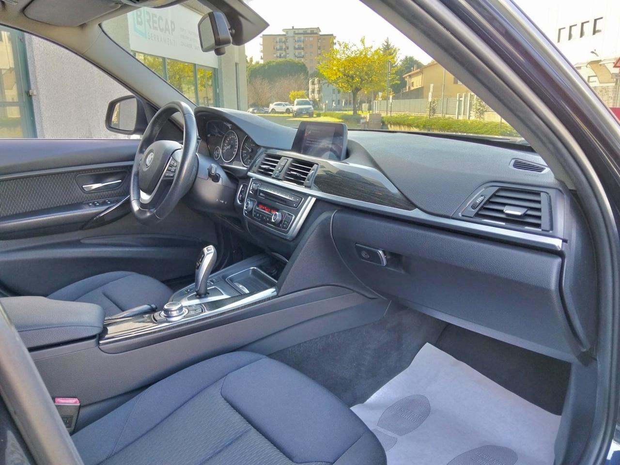 Bmw 320d xDrive 184Cv*Automatic*Navi*Xenon*Pdc