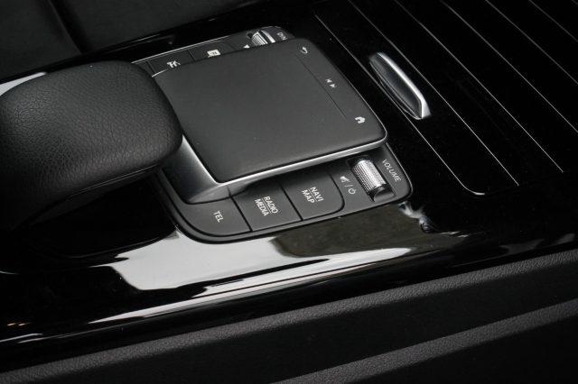 MERCEDES-BENZ A 180 dAutomatic AMGLine Premium Night Edition Uniprop.