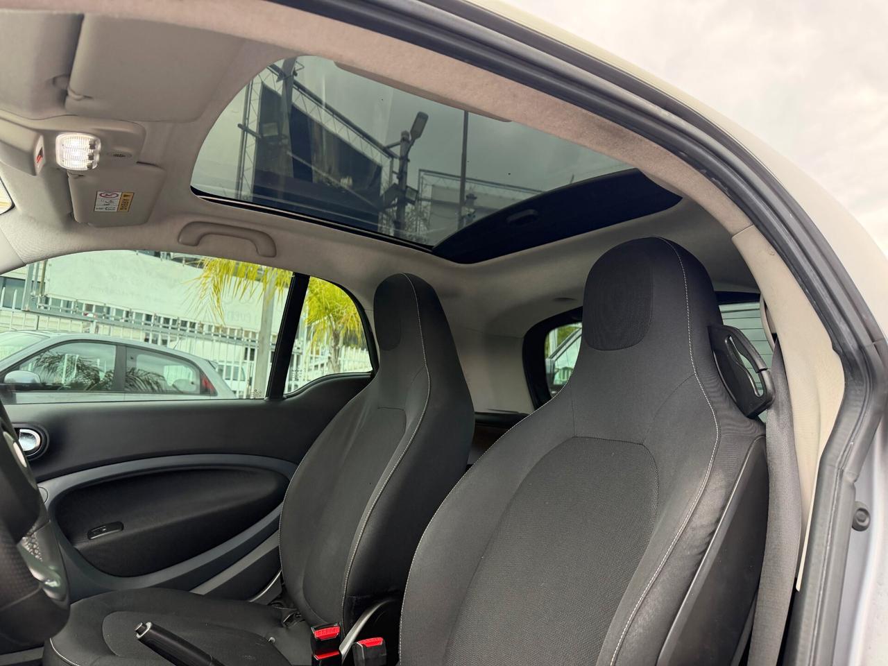 Smart ForTwo 70 1.0 twinamic Superpassion 2019
