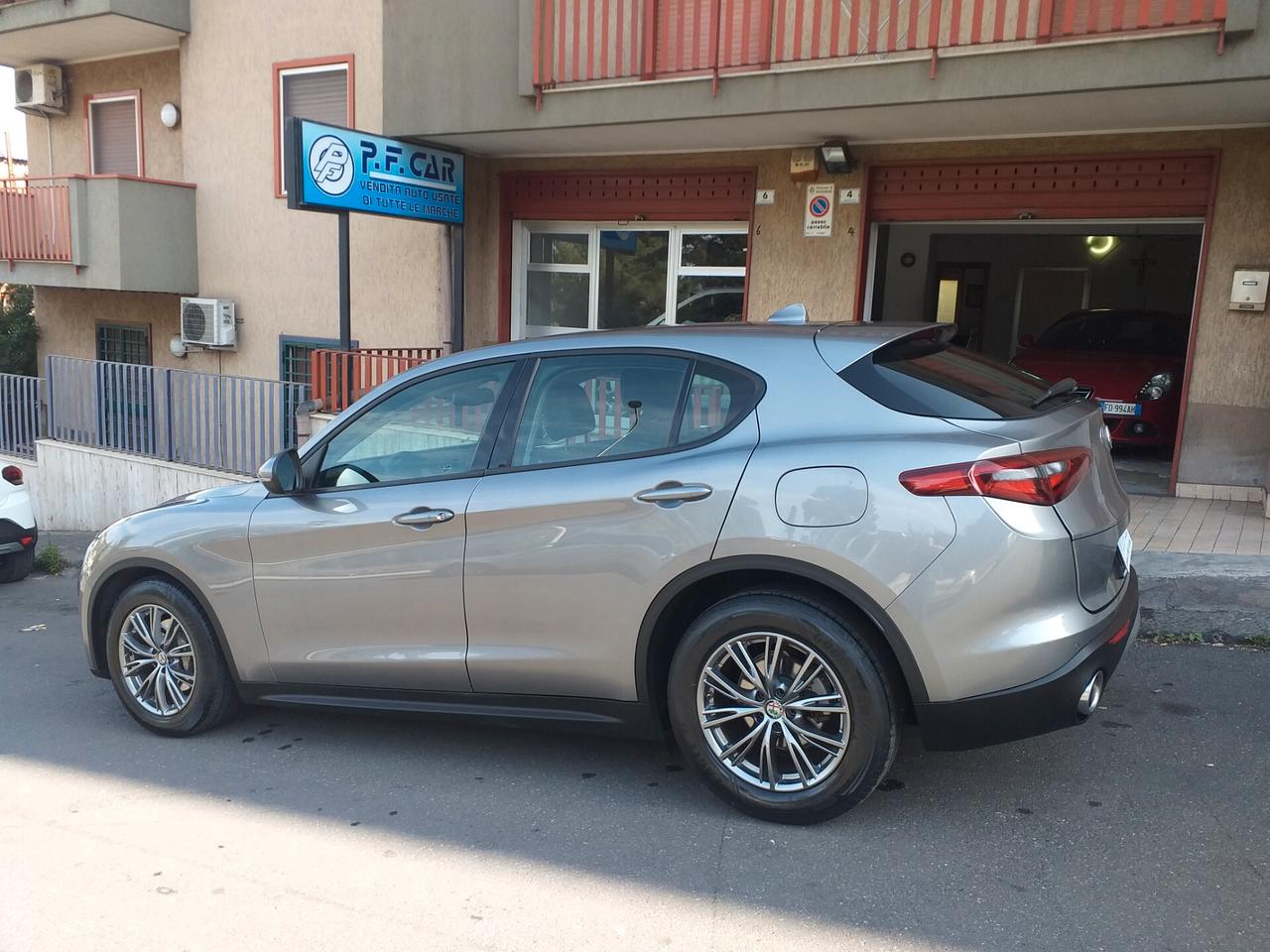 Alfa Romeo Stelvio 2.2 Turbodiesel 180 CV AT8 RWD Super