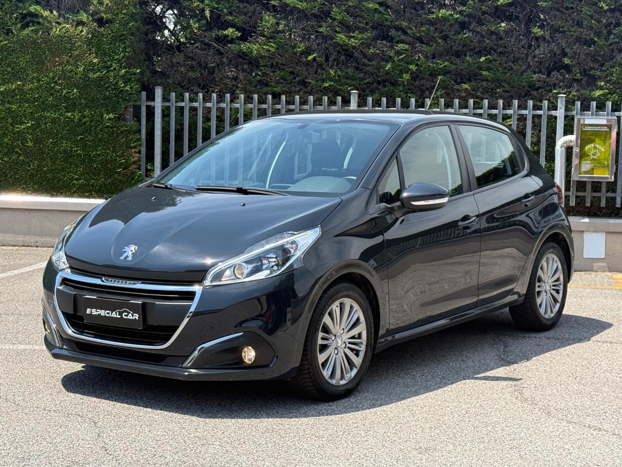 Peugeot 208 BlueHDi 1.4 100 S&S 5p.Active 67.000KM