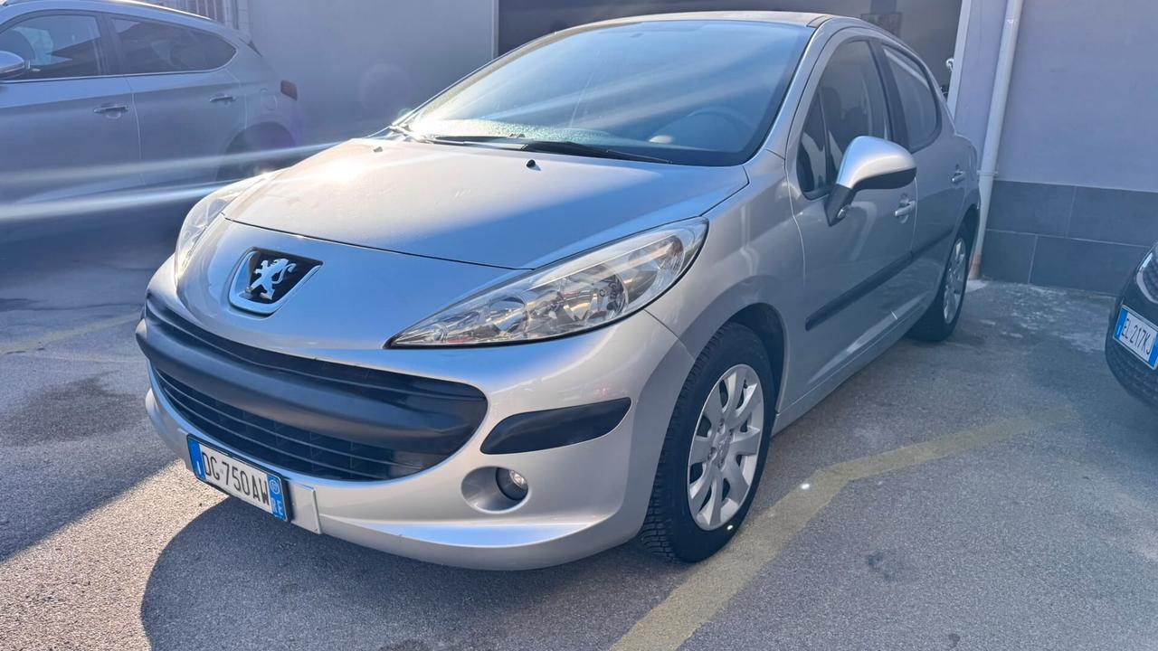 Peugeot 207 1.4 HDi 70CV 5p. X Line auto Apposto in tutto