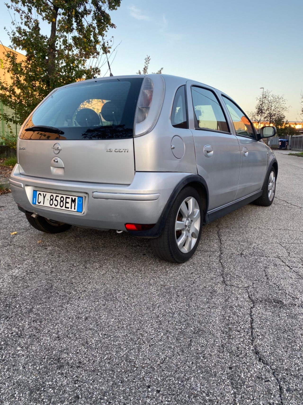 Opel Corsa 1.3 16V CDTI cat 5 porte Enjoy