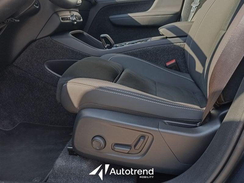 Volvo XC40 B3 163+14 CV Automatico TETTO LED Ultra Black Edition