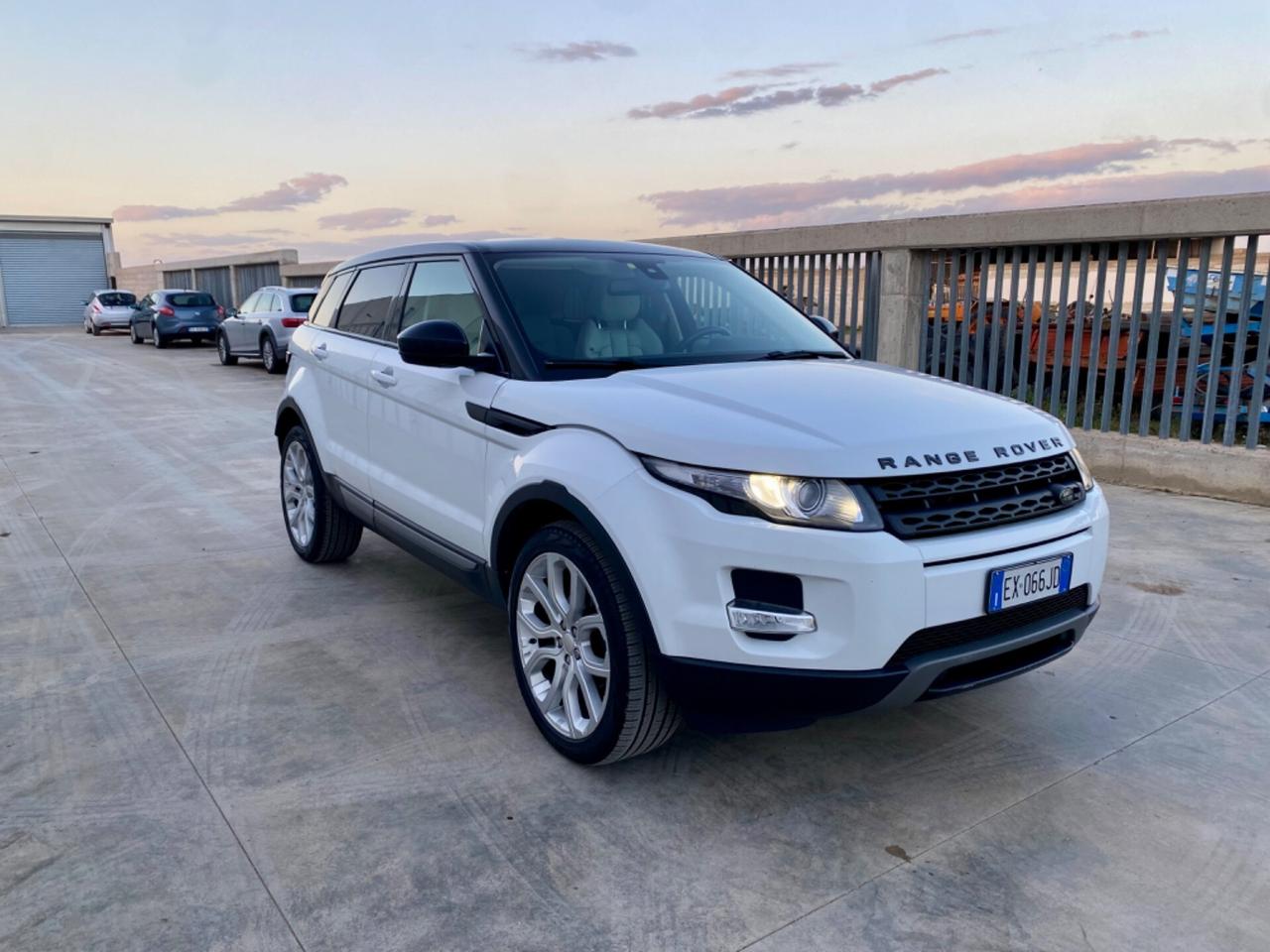 Land Rover Range Rover Evoque Range Rover Evoque 2.2 Sd4 5p. Dynamic