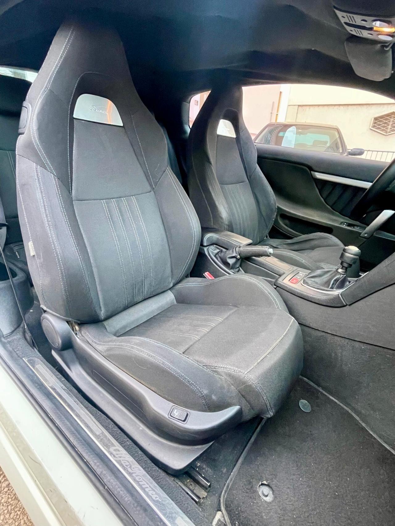 Alfa Romeo Brera 2.4 JTDm 20V 210CV