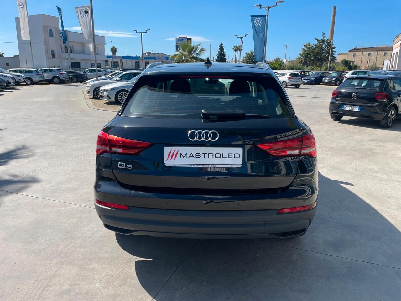 Audi Q3 35 TDI S tronic Business