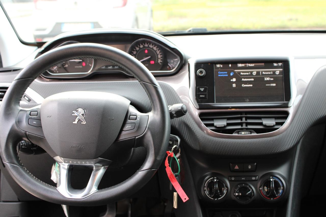 Peugeot 2008 1.2 VTi 82CV Active