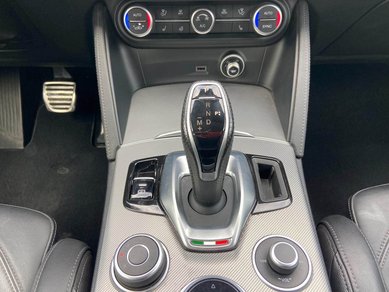 Alfa Romeo Stelvio 2.0 t Veloce Q4 280cv auto