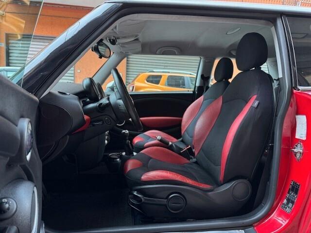 Mini Cooper D 1.6 16V D Pepper