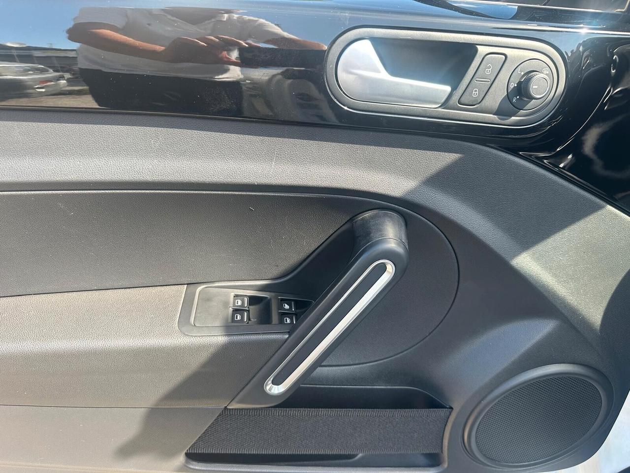 Volkswagen Maggiolino 2.0 TDI Sport BM SPETTACOLARE PARI AL NUOVO FULL OPTIONAL SEMPRE TAGLIANDATO