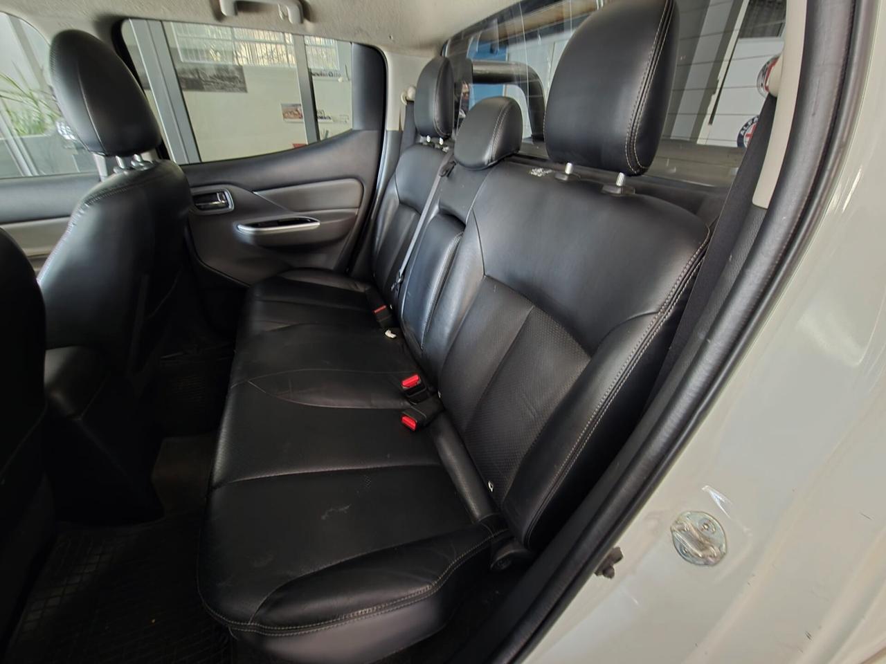 Mitsubishi L200 2.4 DI-D/181CV Double Cab Intense Hp Mivec SDA